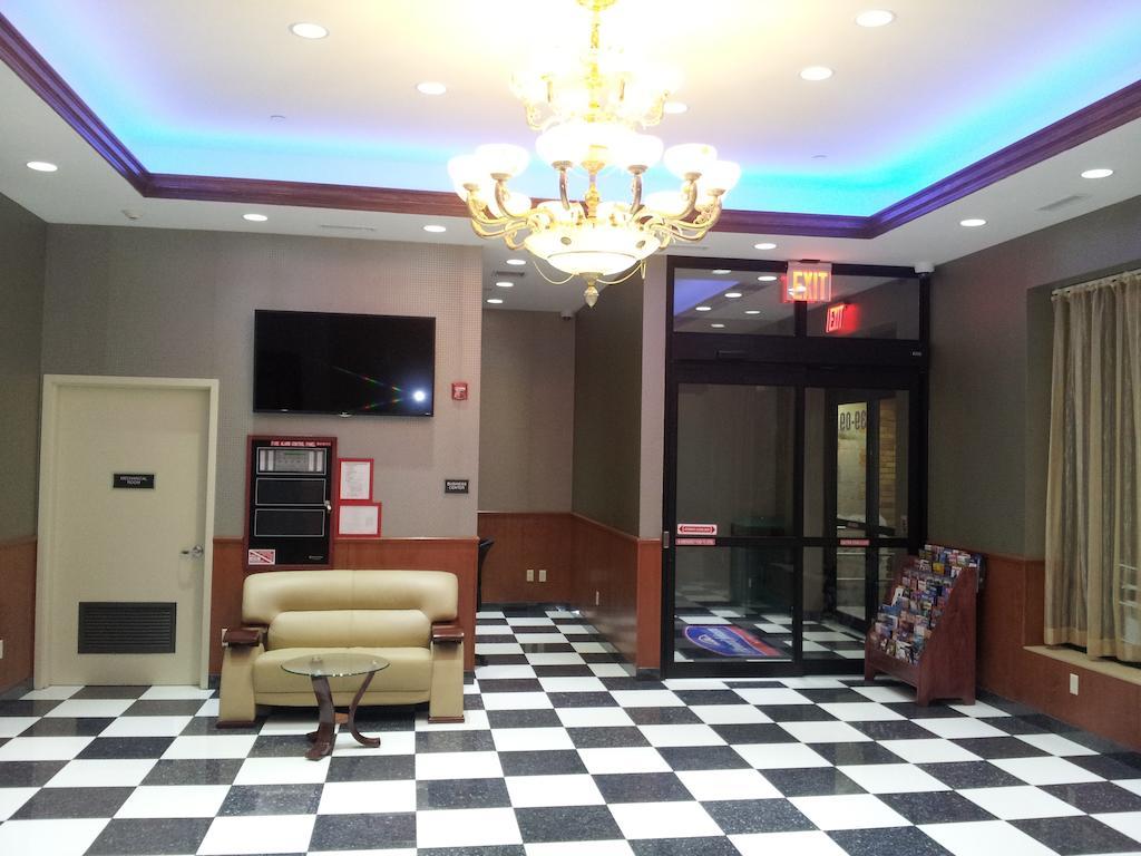 Howard Johnson By Wyndham Jamaica Ny Near Airtrain Jfk Nova York Exterior foto