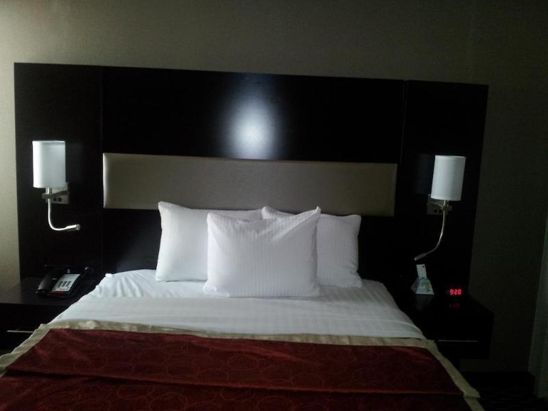 Howard Johnson By Wyndham Jamaica Ny Near Airtrain Jfk Nova York Exterior foto