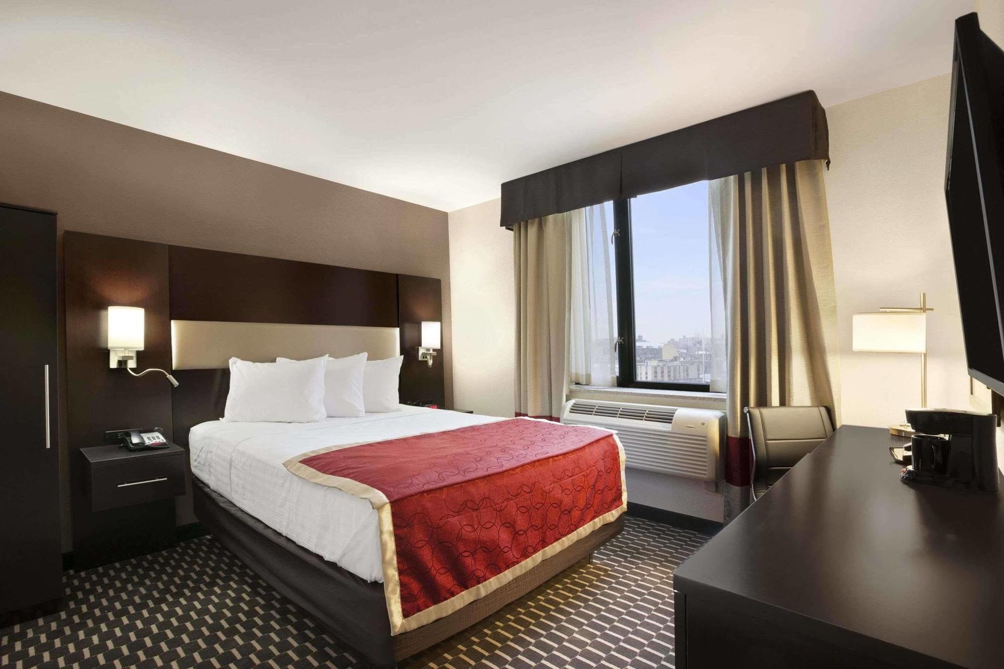 Howard Johnson By Wyndham Jamaica Ny Near Airtrain Jfk Nova York Exterior foto